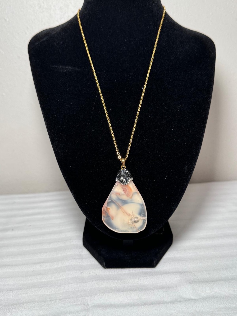Gold tone Chain Necklace with Peach-White Marble Teardrop Pendant